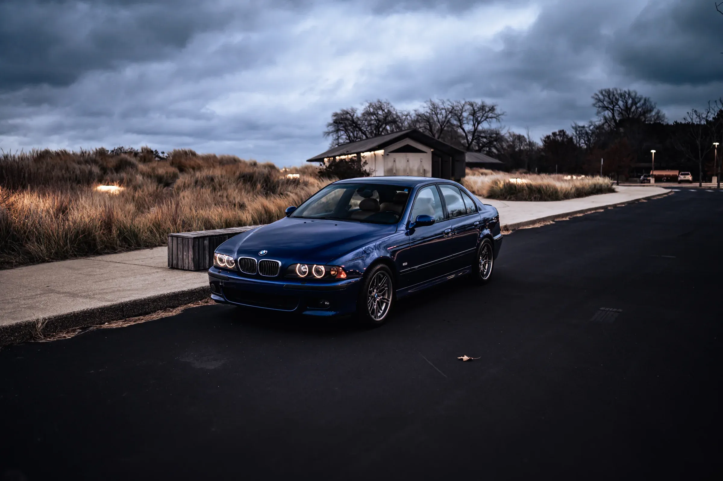 Le Mans Blue BMW E39 M5